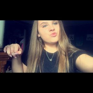 Meet your Posher, Madi